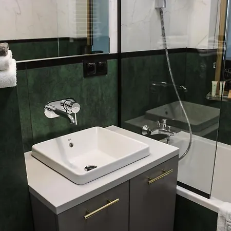 D Apartments 